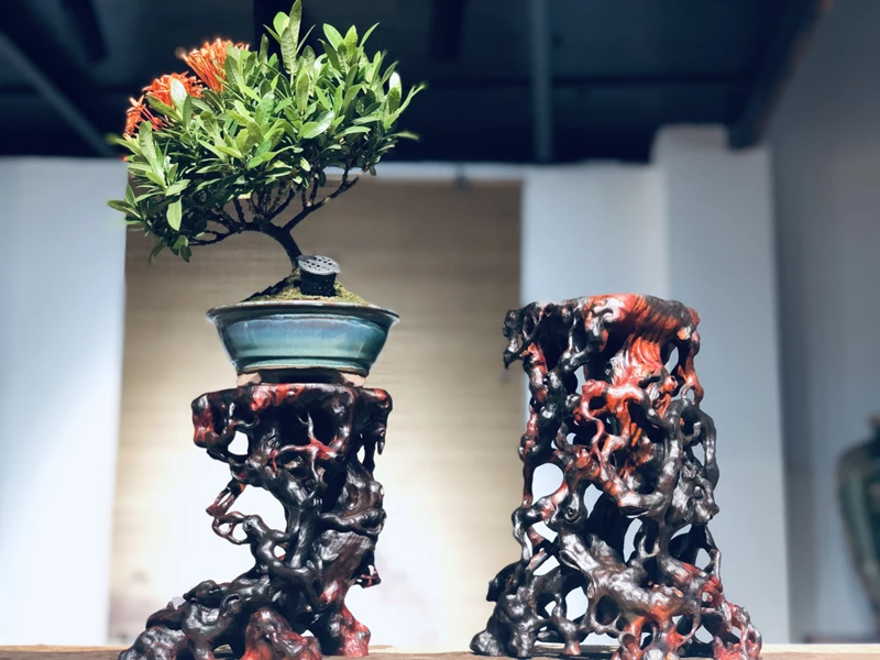 Làm đôn bonsai có hình dáng như thân cây – Nghệ thuật tạo nên linh hồn cho cây cảnh